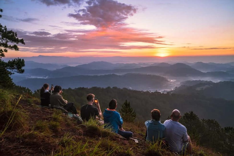 Dalat: Cloud Chasing packaged hike - Sunrise Pickup Included - Who should book this sunrise hike?