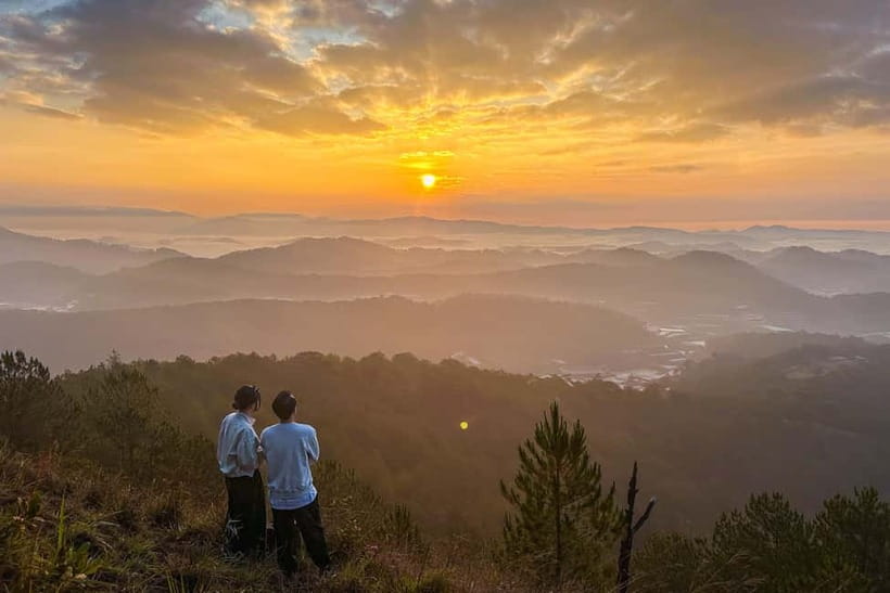 Dalat: Cloud Chasing packaged hike - Sunrise Pickup Included - Weather, clothing, and practical limits