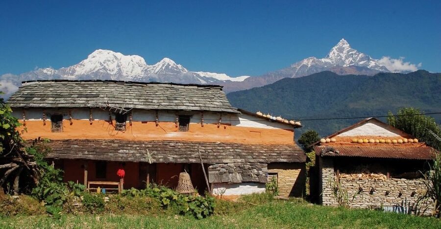 Day Hike at Annapurna Foothills - Along the ridge toward Dhampus