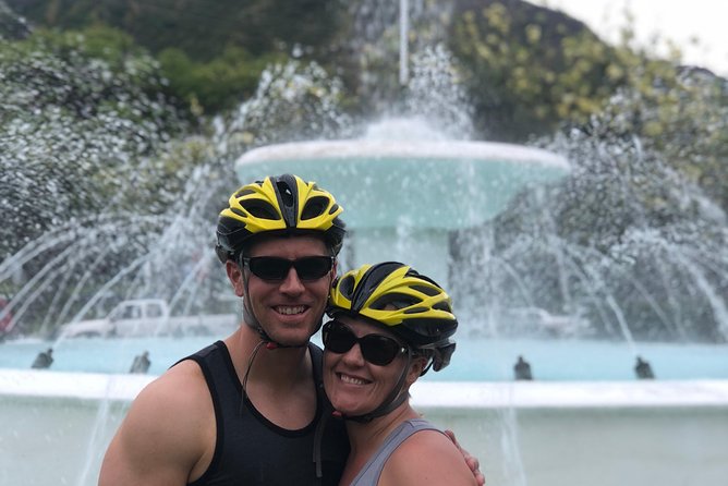 Diamond Head Bike to Hike and Local Lunch - Lunch, photos, and the ride back to Waikiki