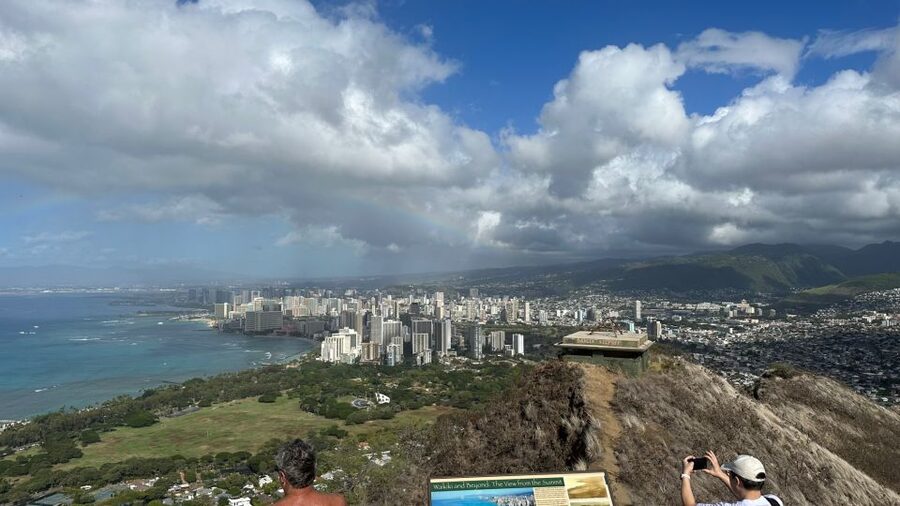 Diamond Head E-Bike to Hike - Food, drinks, and what the price covers