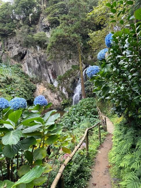 Discover and Hike São Miguel with Rúben - How difficult is the hiking?