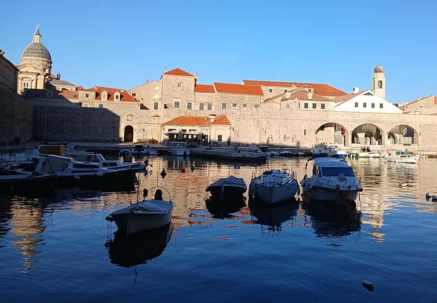 Dubrovnik: Early Nature Walk with a Historical Twist - Who should choose this walk?