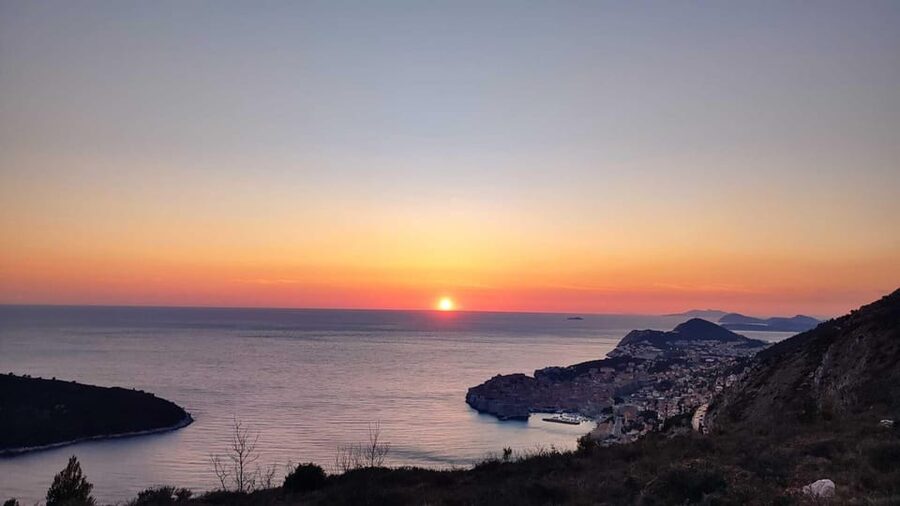 Dubrovnik Panoramic Sunset Hike - How difficult is the route?