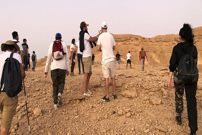 Edge Of The World Hike(Dinner under stars,village,bats cave,camp) - Guides, group size, and the quality of the experience
