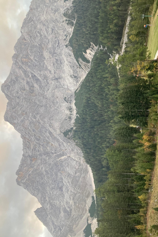 Ehrwald: Hiking Tour into breath taking Nature - The Zugspitze area without a hard summit day