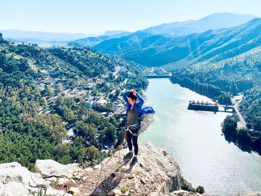 El Chorro: Zipline, Bridge, and Hiking Adventure Tour - Climbing 250 meters of iron steps