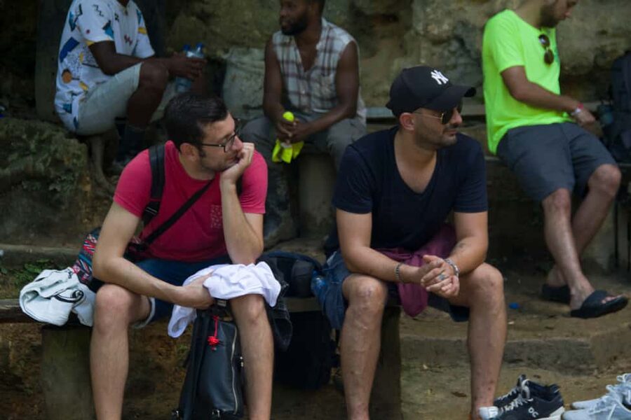 El Limón: Waterfall Hiking Tour with Lunch - The one-hour forest trail