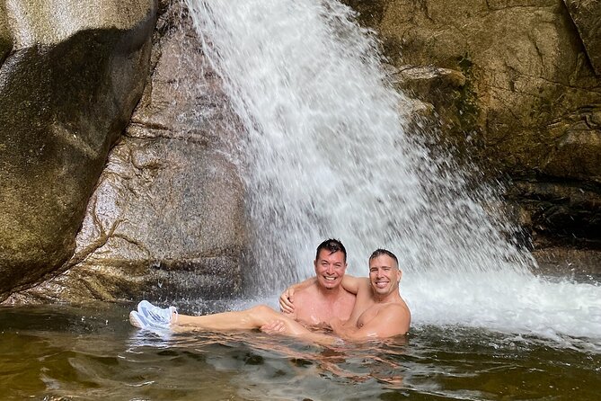 El Nogalito Mountain River- Hiking Tour - A guide-led experience with Curiel