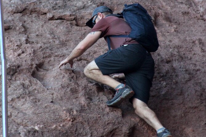 Epic Camelback Mountain Guided Hiking Adventure in Phoenix, Arizona - The summit: Phoenix in every direction