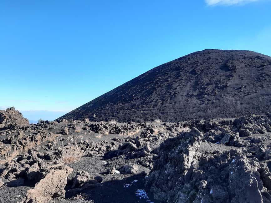 Etna: Jeep excursion and hike suitable for everyone. Free shoes and jacket - Meeting point, timing, and weather
