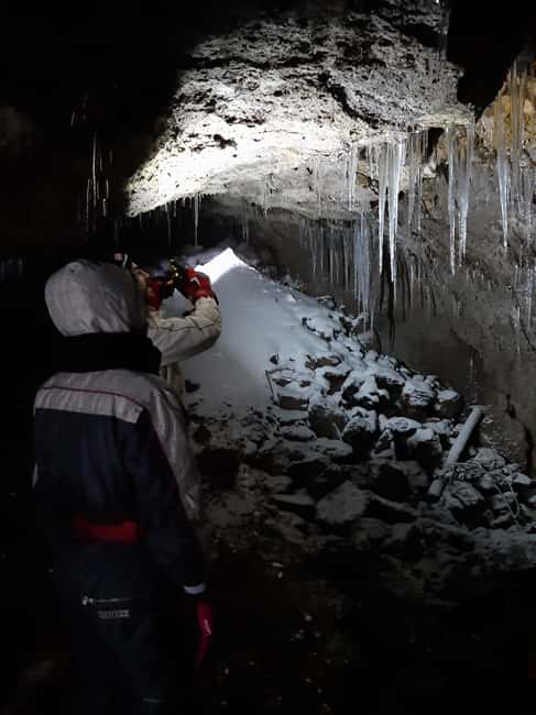 Etna: Jeep excursion and hike suitable for everyone. Free shoes and jacket - Who will enjoy this Etna excursion