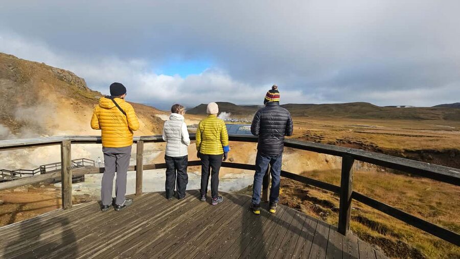 Fagradalsfjall Volcano Hike – Small Group with Local Guide - The Fagradalsfjall hike, about 8 kilometers round trip
