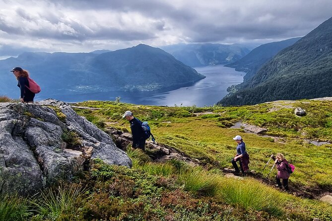 Fjord Hiking - Private tour - What the 300 to 400-meter climb feels like