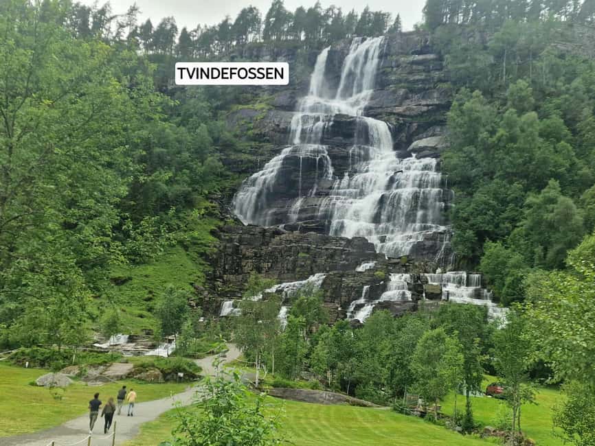Flåm: Tvinde Waterfalls, Stalheimskleiva Hike & Gudvangen - Leaving Flåm through the Gudvangatunnel