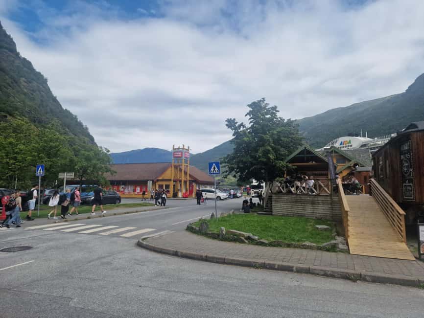 Flåm: Tvinde Waterfalls, Stalheimskleiva Hike & Gudvangen - Is $110 a fair price?