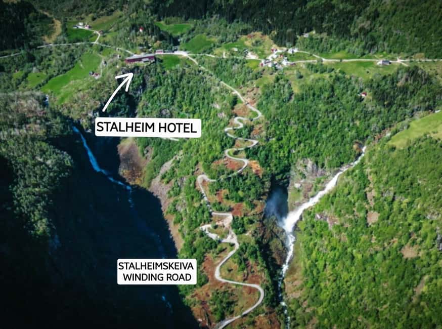 Flåm: Tvinde Waterfalls, Stalheimskleiva Hike & Gudvangen - Tvindefossen gives you an easy first stop