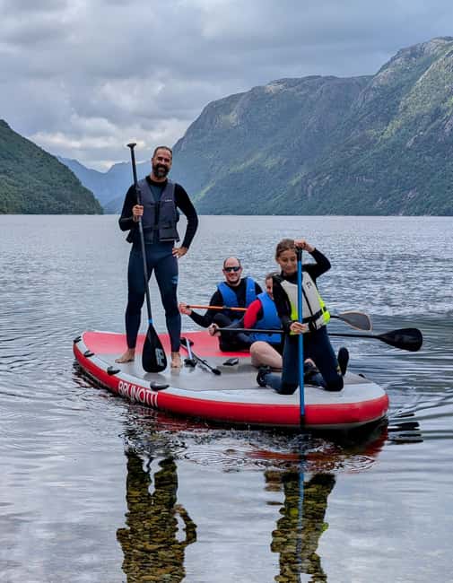 Frafjord Paddling & Månafossen Waterfall Hike Stavanger - What to bring and how to dress