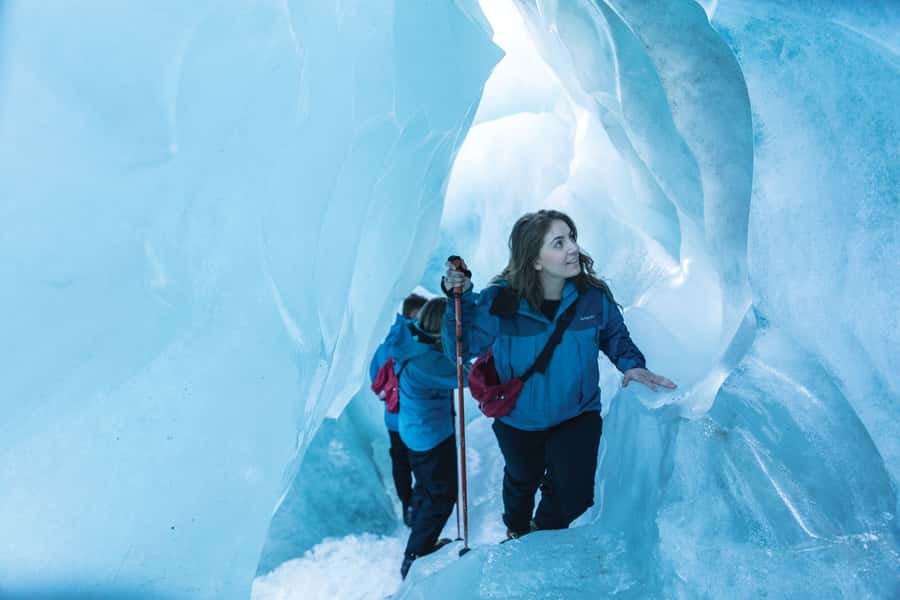 Franz Josef: 2.5 Hour Glacier Hike with Helicopter Transfer - The guide makes the difference