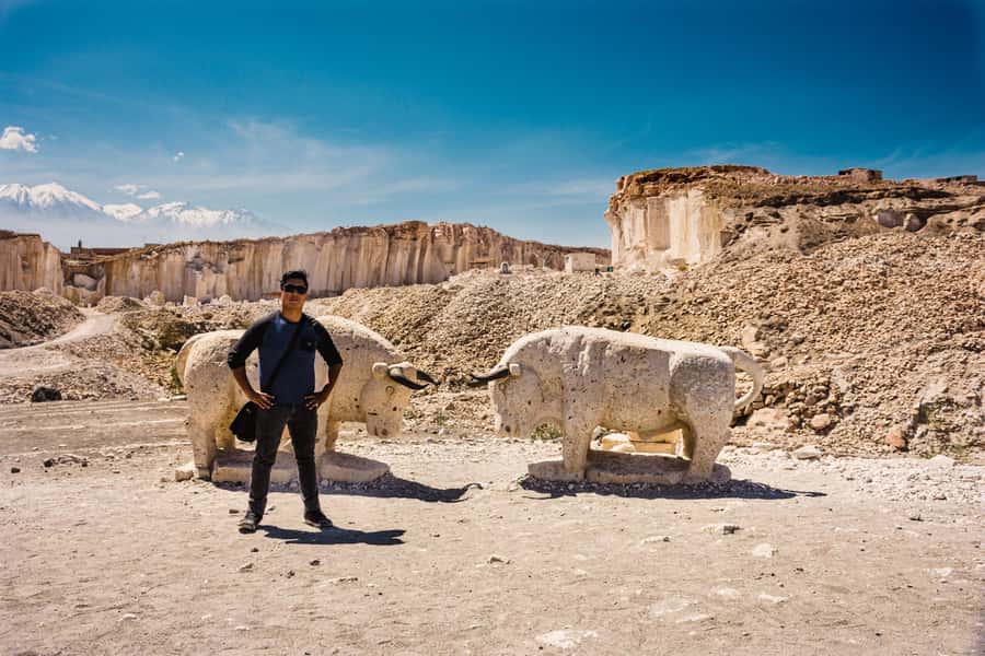 From Arequipa: Sillar Route and Hike in Culebrillas - Why sillar matters in Arequipa