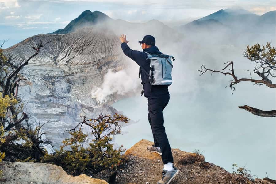 From Bali: Ijen Volcano Sunrise Hike with Transfer & All Fee - Who should book this Ijen trip