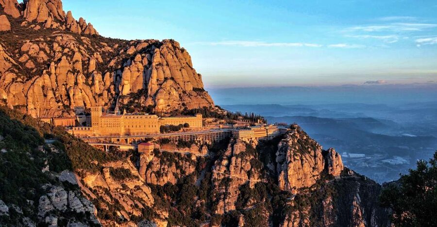 From Barcelona: Montserrat Monastery, Easy Hike, Cable Car - Weather, Clothing, and Practical Preparation