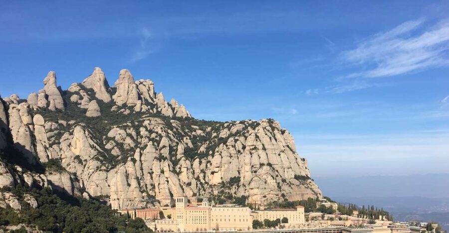 From Barcelona: Montserrat Mountain Hike and Abbey Tour - Why Montserrat makes such a good day trip from Barcelona