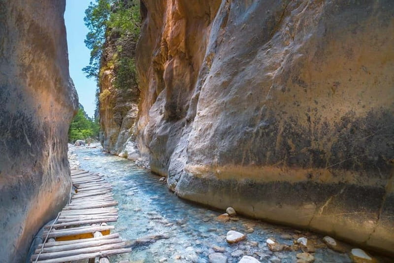From Chania: Samaria Gorge Hiking Tour Easy Way - Key Points