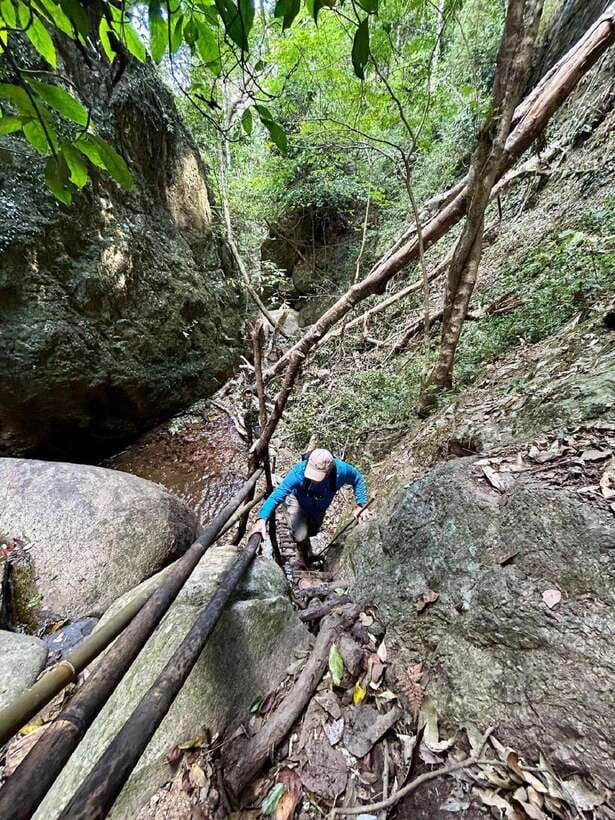 From Chiang Mai: Doi Saket Hiking Tour with Lunch - The waterfall requires a little nerve