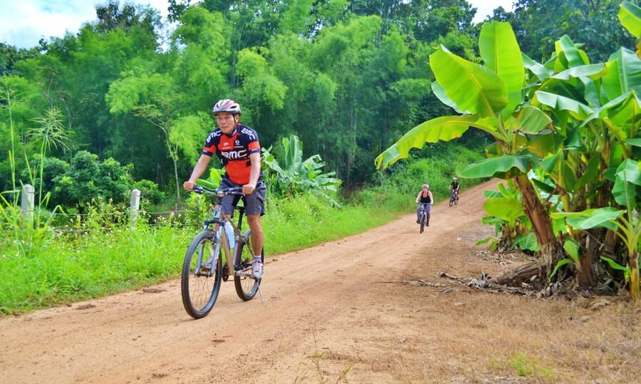 From Chiang Mai: Mae Taeng Valley Hike & Bike Day Trip - Should you book the Mae Taeng hike and bike tour?