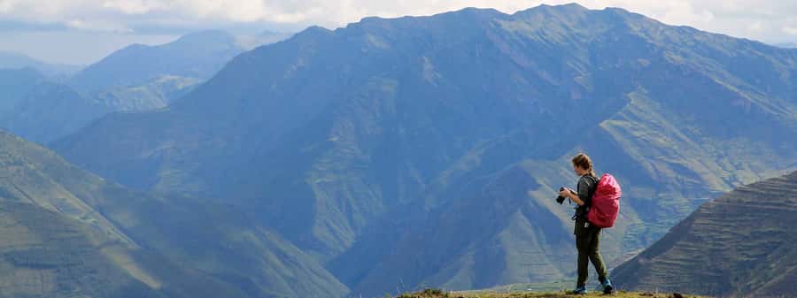 From Cusco: Waqrapukara Hike Full-Day Tour With Meals - Breakfast beside Qenterococha Lagoon