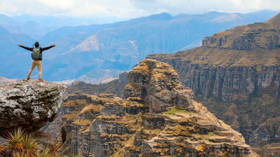 From Cusco: Waqrapukara Hike Full-Day Tour With Meals - Lunch above the Apurimac River