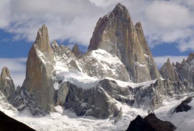 From El Calafate: El Chalten Full-Day Tour and Short Hike