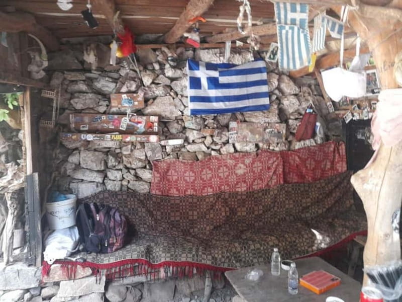 From Georgioupoli: Easy Hiking Day-Trip to Imbros Gorge - Frangokastello: a beach stop with a fortress backdrop