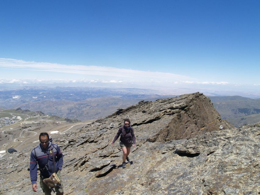 From Granada: High Sierra Nevada hiking experience - What the Guide Adds to the Day