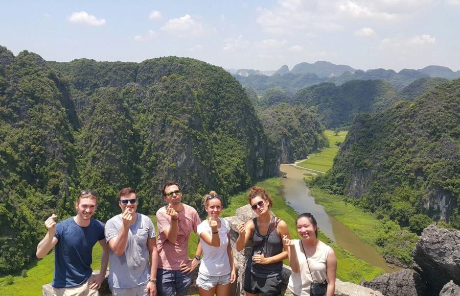 From Hanoi: Hoa Lu, Hang Mua Hike, Tam Coc Boat, and Lunch - Hoa Lu and the emperors of Vietnam