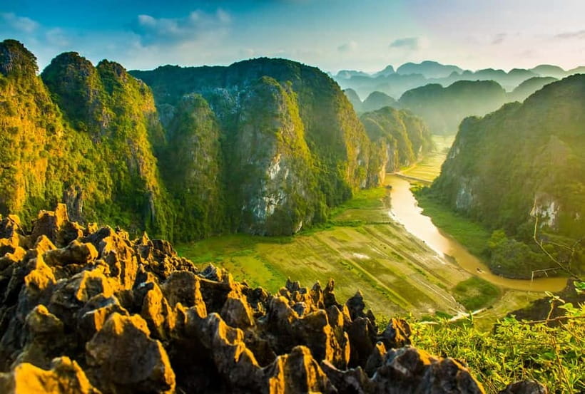 From Hanoi: Ninh Binh Boat Ride, Mua Cave Hike, Temple Visit - Key points at a glance