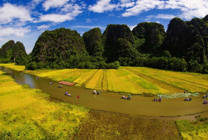 From Hanoi: Ninh Binh Boat Ride, Mua Cave Hike, Temple Visit - Bai Dinh Pagoda and the electric car fee