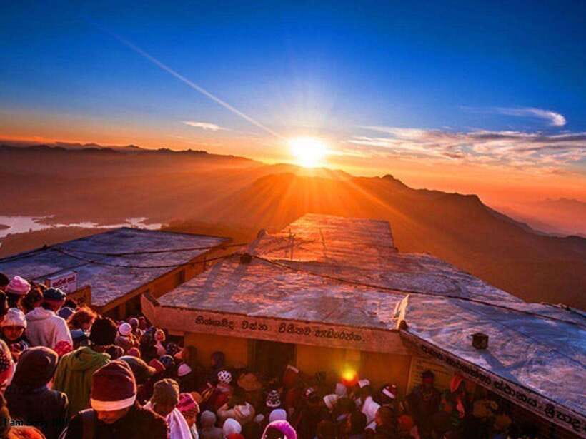 From Hatton: Adam's Peak Sunrise Hike with Hotel Transfers - Why a midnight start makes sense