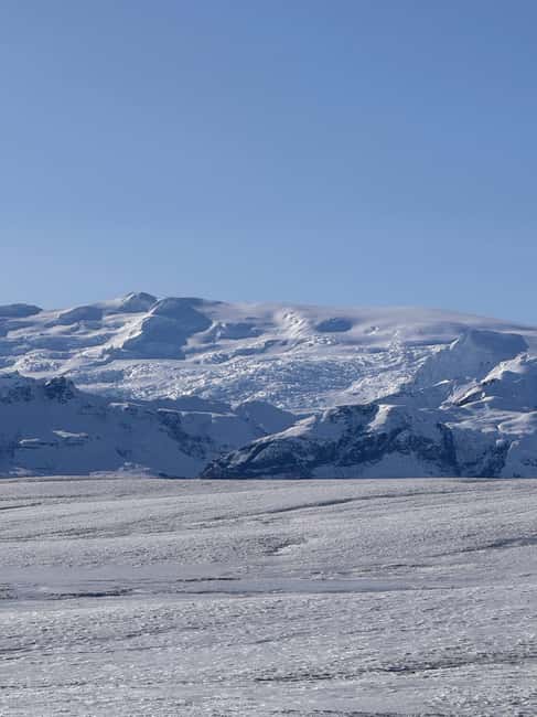 From Jökulsárlón: Vatnajökull Easy Level Glacier Hike - Why timing affects the ice caves