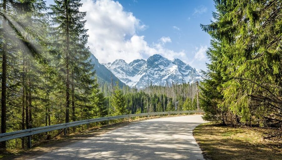 From Krakow: Tatra Mountains and Morskie Oko Hike - Is $349 per person fair value?