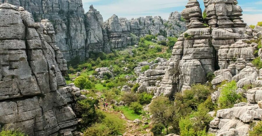 From Malaga: Torcal de Antequera Hiking Tour - Three hours among the Sphinx and Cathedral rocks