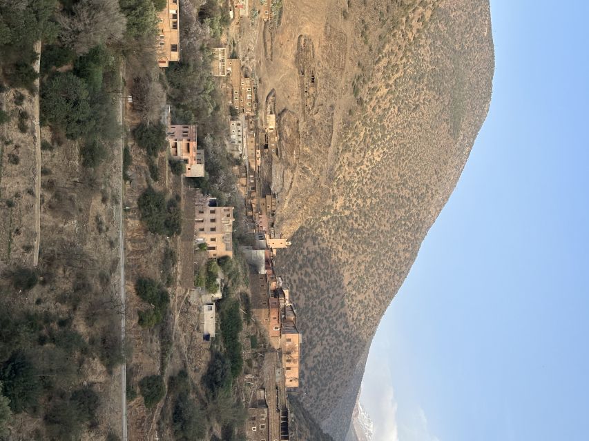 From Marrakech: Atlas Mountains 4-Day Hike with Hotels - Day two: Tachdirt to Imi Oughlad