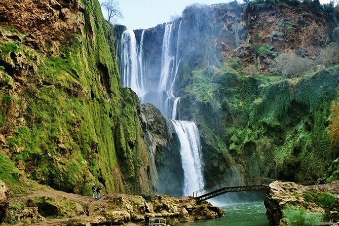 From Marrakech: Ouzoud Waterfalls Guided Hike and Boat Trip - Barbary Macaques and Sensible Monkey Etiquette
