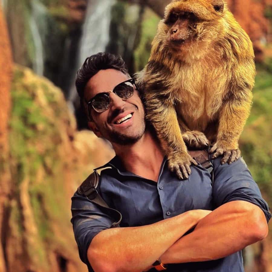 From Marrakech: Ouzoud Waterfalls Guided hike & boat Ride - Monkeys, photos, and the return climb