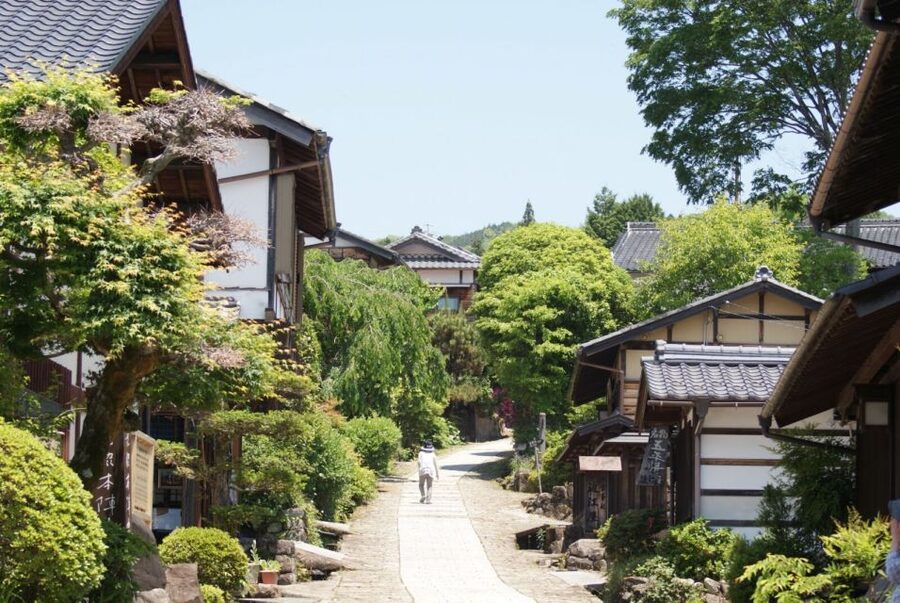 From Matsumoto/Nagano: Nakasendo Trail Walking Tour - Why the Nakasendo walk feels different from ordinary sightseeing
