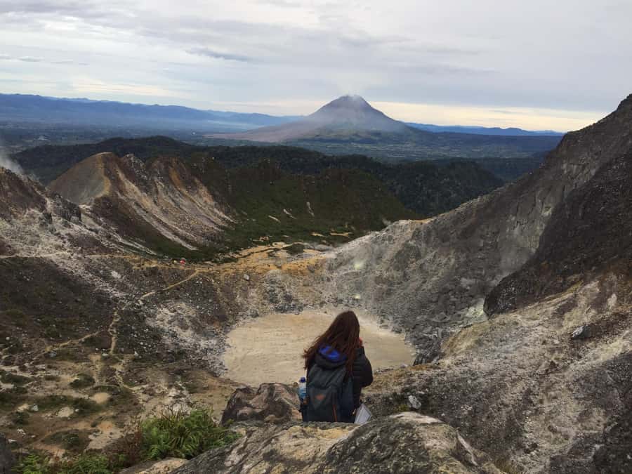 From Medan: Mount Sibayak Sunrise Hike & Natural Hot Spring - Crater vents, sulfur, and the final viewpoint