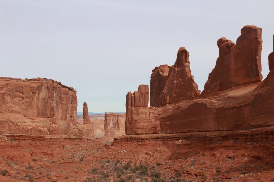 From Moab: Arches National Park 4x4 Drive and Hiking Tour - The 4x4 route into Arches backcountry