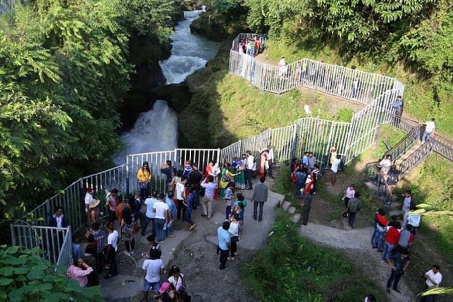 From Pokhara: Guided Day Jungle Hiking Tour with Boat Ride - What the guides can add to the day