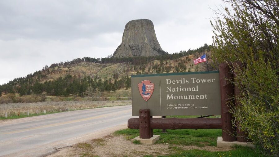 From Rapid City: Private Devils Tower Tour and Hike - The long road from the Black Hills to Devils Tower